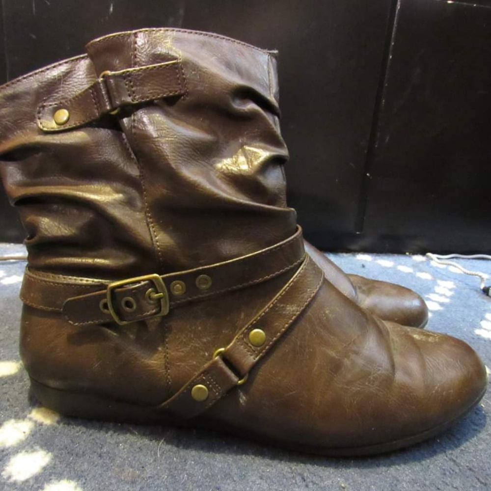 Simply Styled Boots